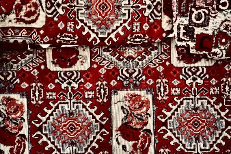 The Considered Purchase: A Buyer's Guide to Sourcing and Evaluating Vintage Rugs